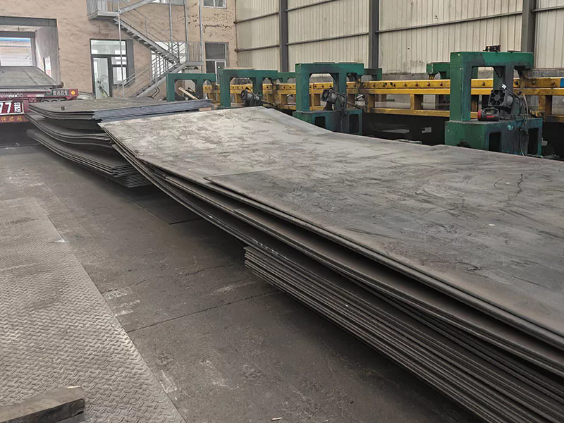 ¿Cómo satisface la placa laminada en caliente las necesidades industriales modernas?